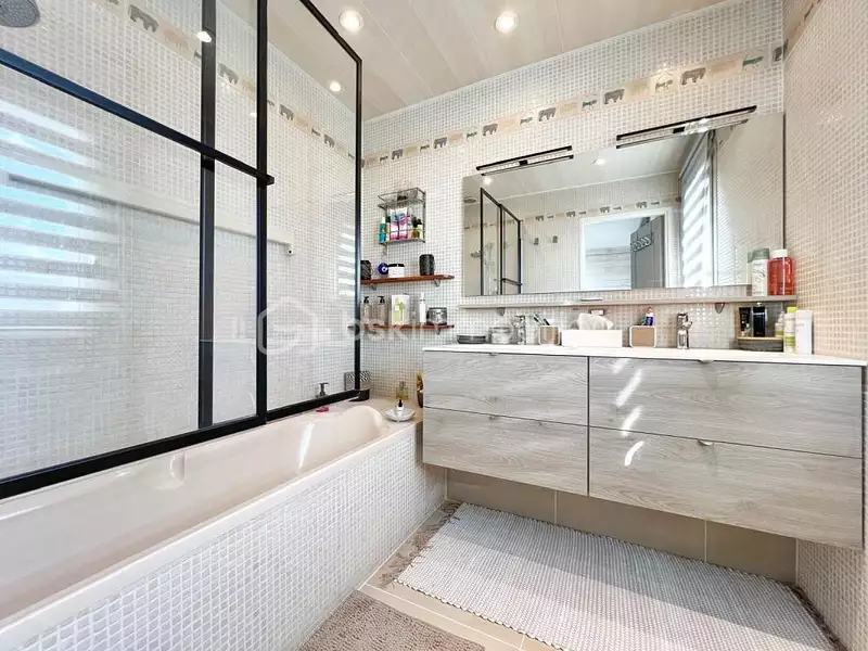 Maison, 130 m²