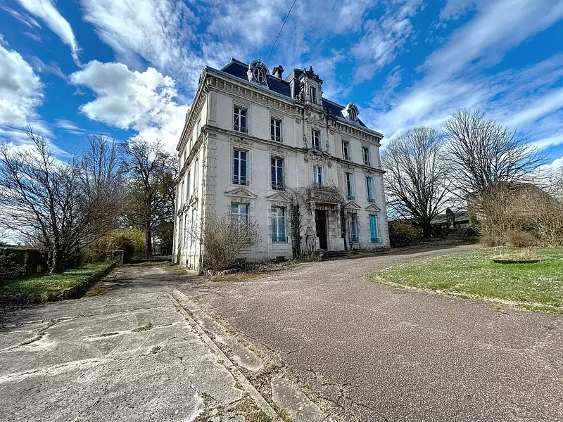 Maison, 250 m²