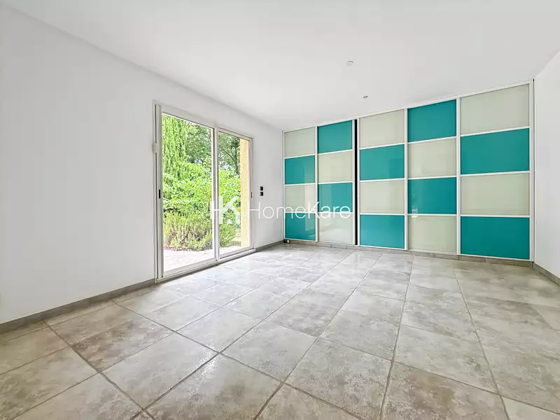 Maison, 195 m²