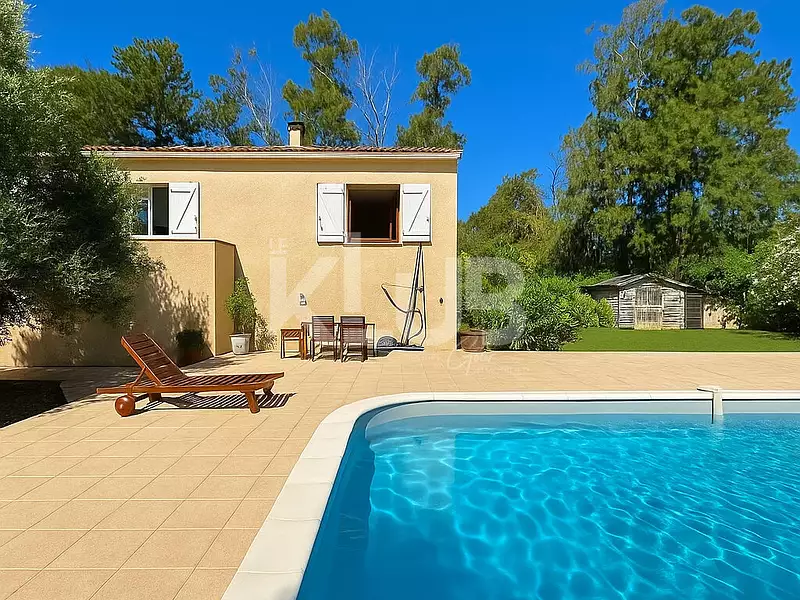 Maison, 194 m²