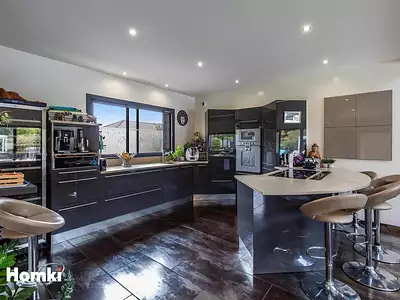 Maison, 237 m²