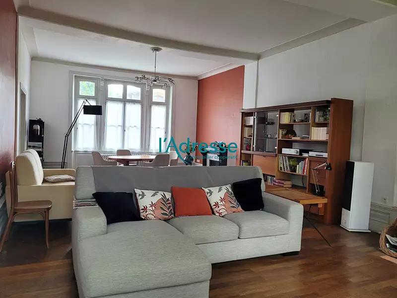Maison, 300 m²