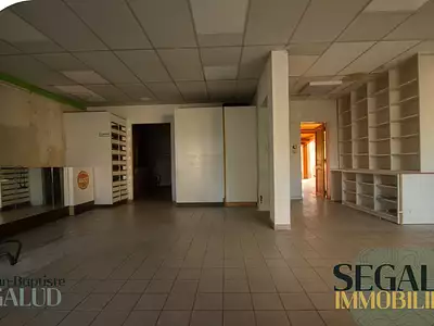 Maison, 230 m²