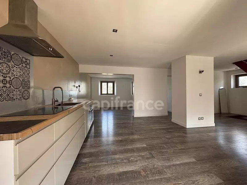 Maison, 145 m²