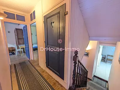 Maison, 270 m²
