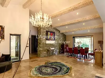 Maison, 540 m²