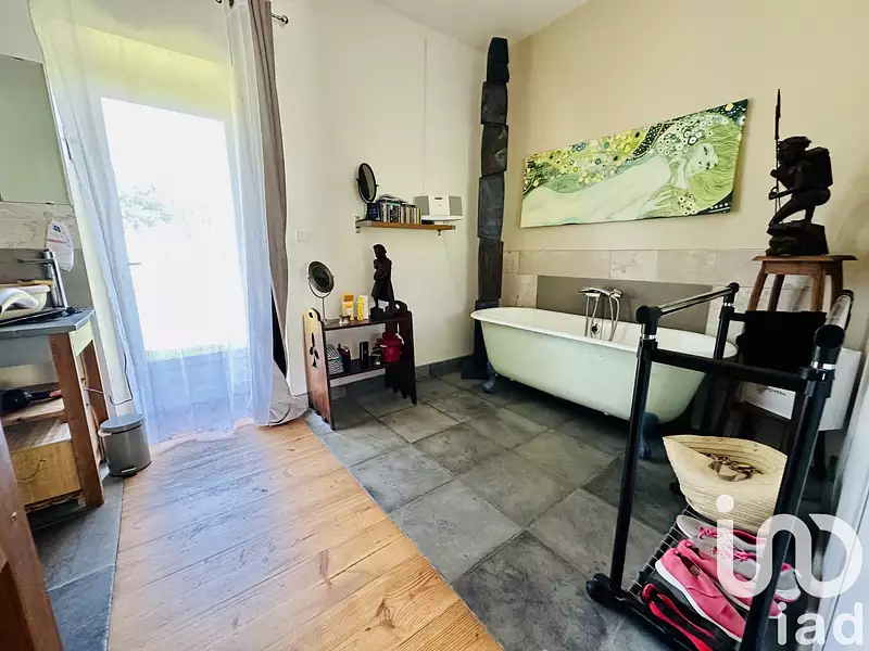 Maison, 203 m²