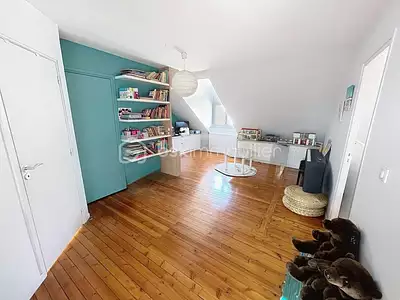 Maison, 176 m²
