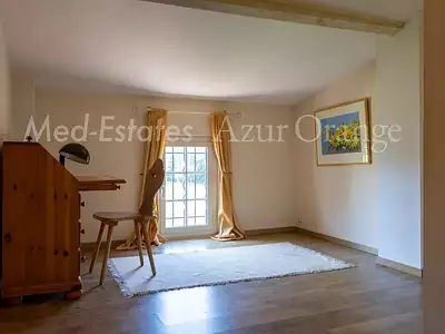 Maison, 565 m²