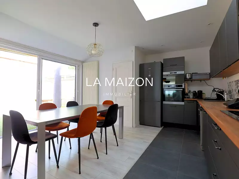 Maison, 115 m²