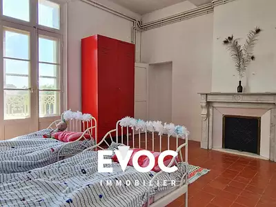 Maison, 247 m²
