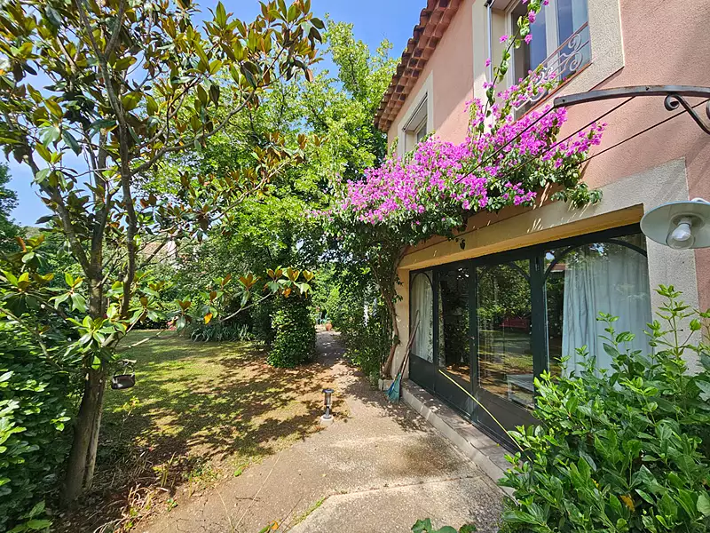 Maison, 180 m²