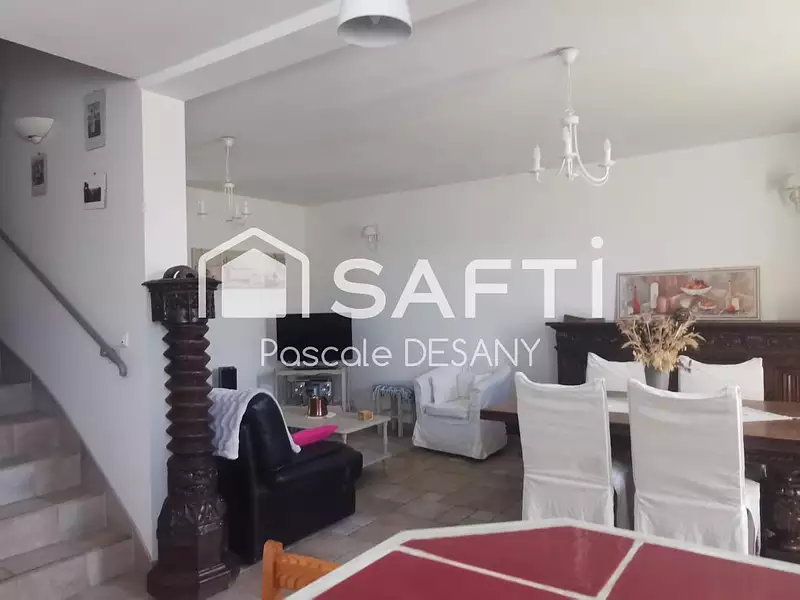 Maison, 206 m²