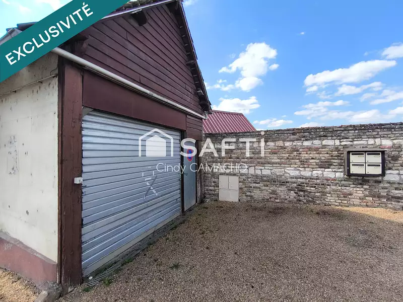 Immeuble, 310 m²
