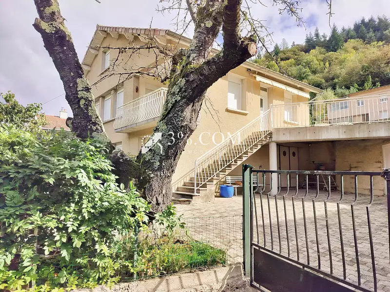 Maison, 198 m²