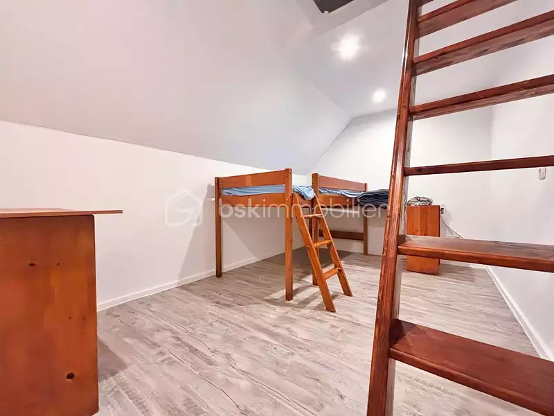 Immeuble, 329 m²