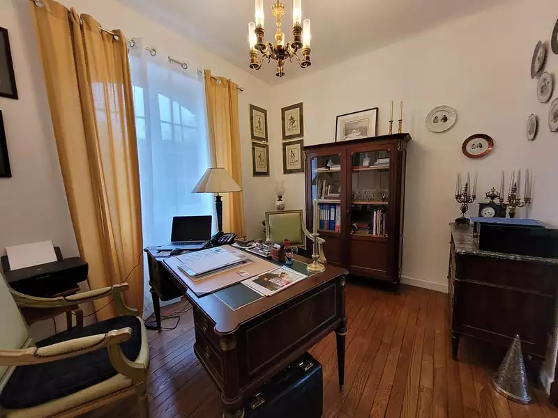 Maison, 243 m²