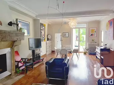 Maison, 231 m²