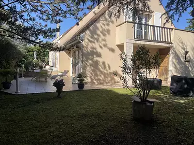 Maison, 202 m²