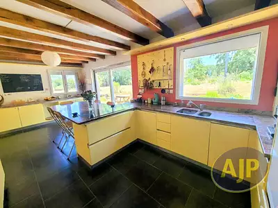 Maison, 220 m²