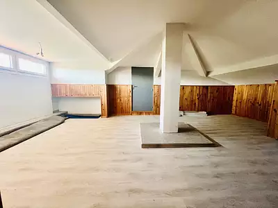 Maison, 210 m²