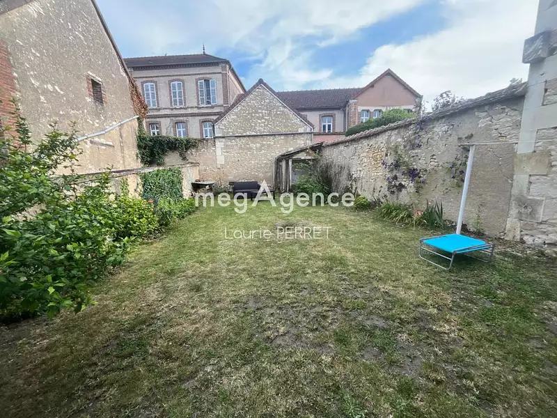 Maison, 181 m²