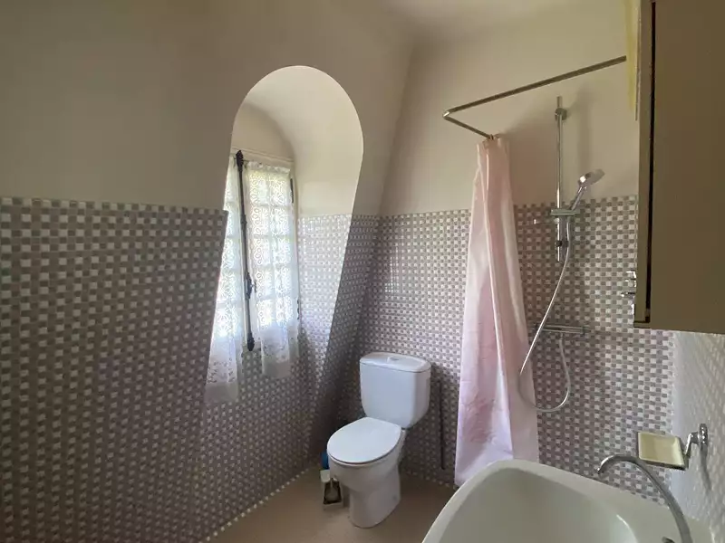 Maison, 250 m²