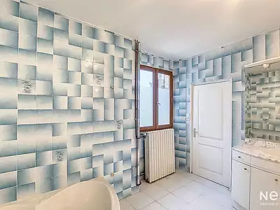 Maison, 240 m²