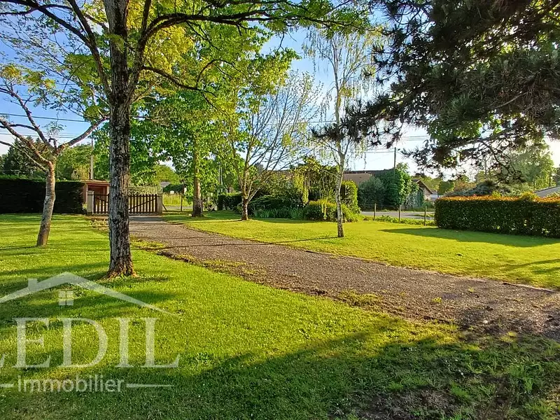 Terrain, 928 m²