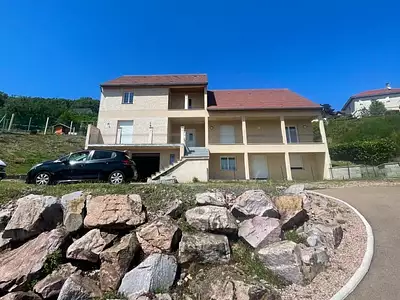 Maison, 384 m²