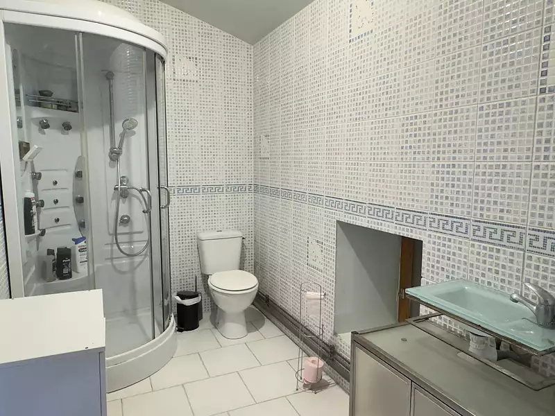 Maison, 176 m²