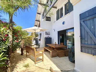Maison, 180 m²
