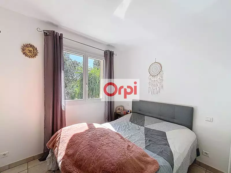 Maison, 176 m²