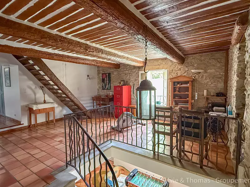 Maison, 326,6 m²