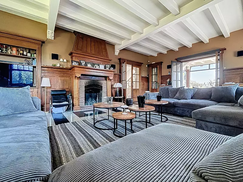 Maison, 285 m²