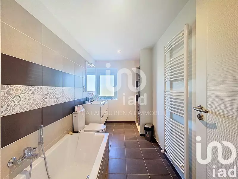 Maison, 140 m²