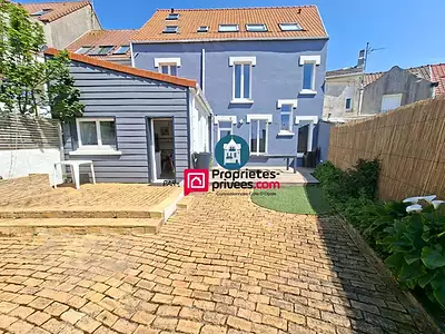 Maison, 210 m²