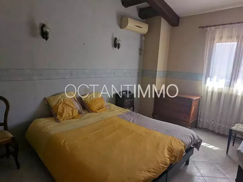 Maison, 169 m²