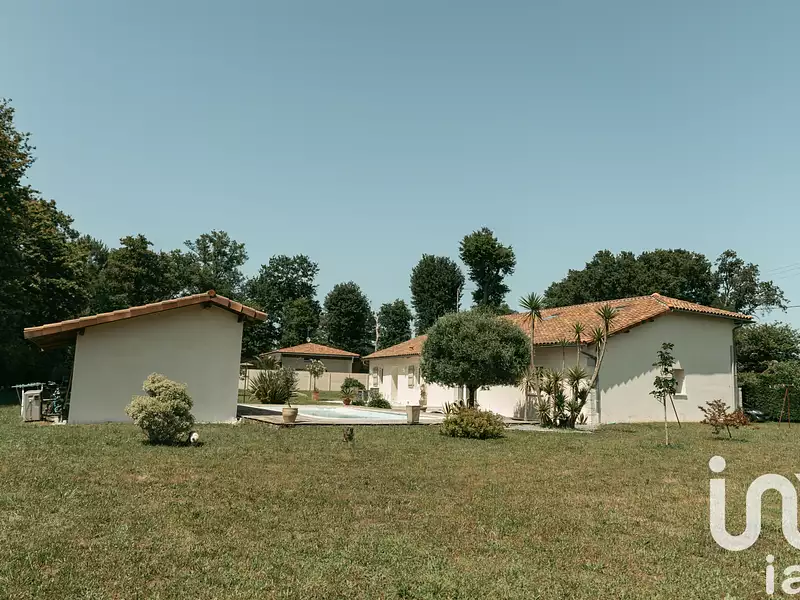 Maison, 180 m²