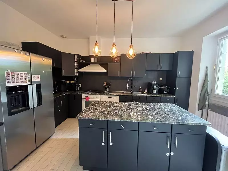 Maison, 222 m²