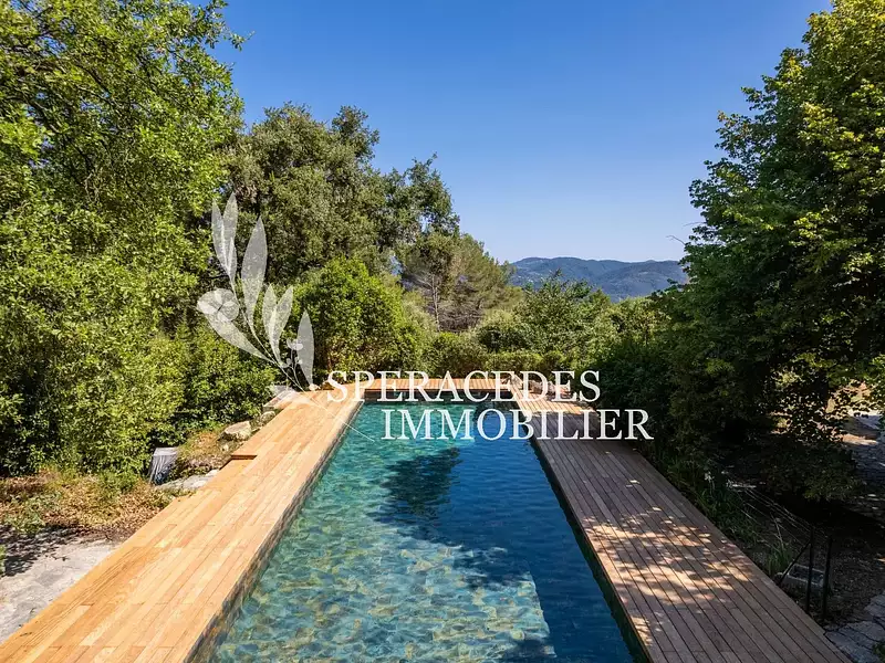 Maison, 300 m²