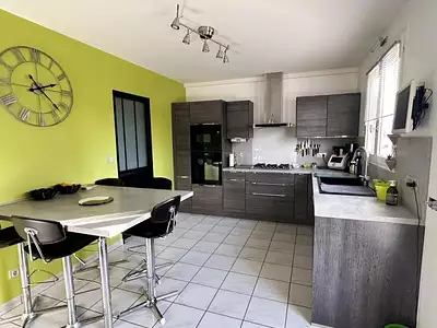 Maison, 210 m²