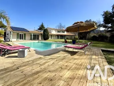Maison, 237 m²