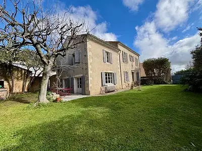 Maison, 260 m²