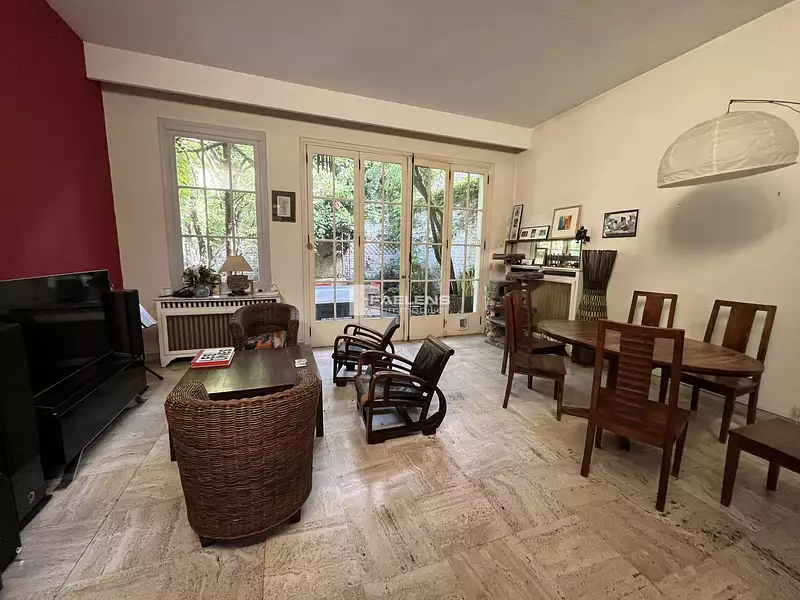 Maison, 223 m²