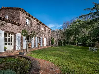 Maison, 162 m²