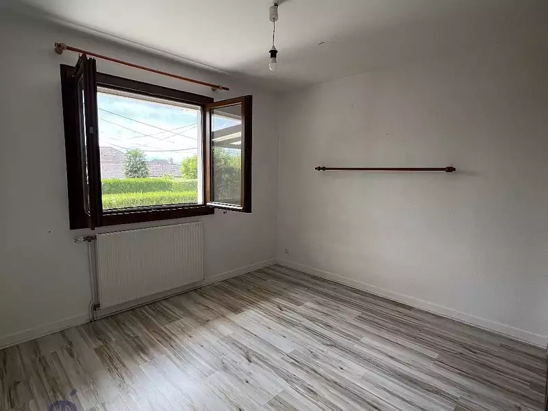 Maison, 168 m²
