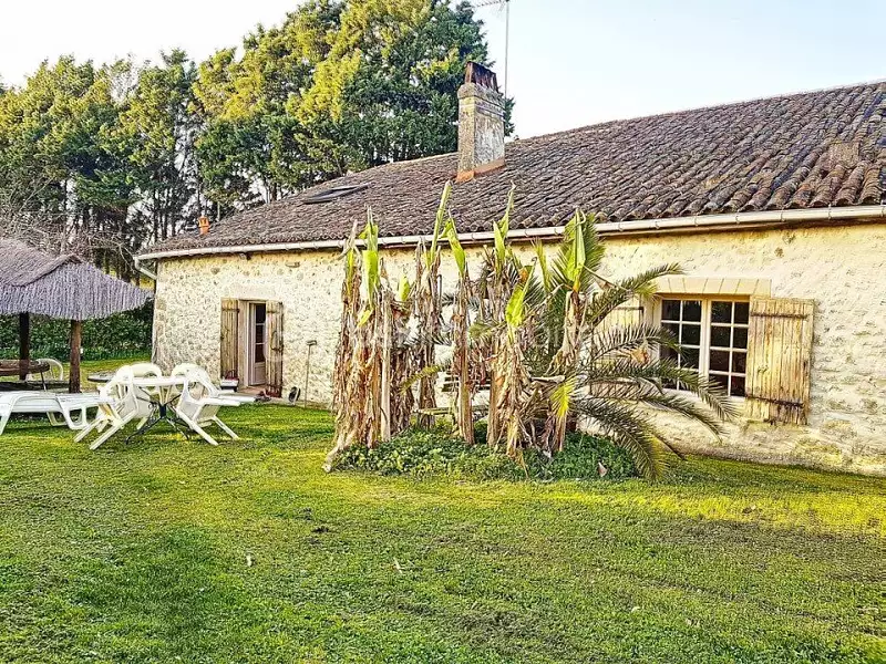 Maison, 260 m²