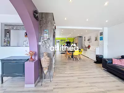 Maison, 162 m²
