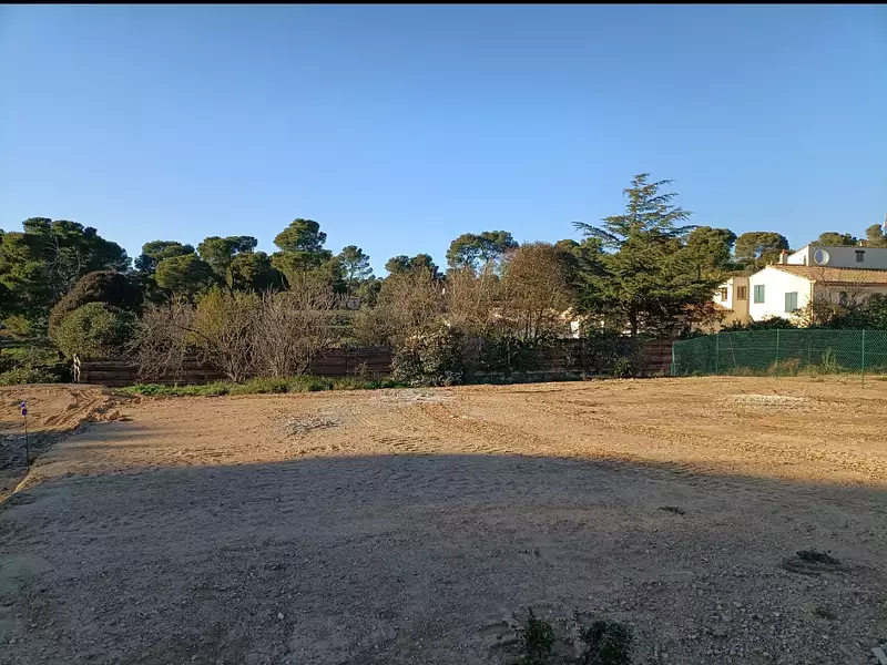 Terrain, 390 m²